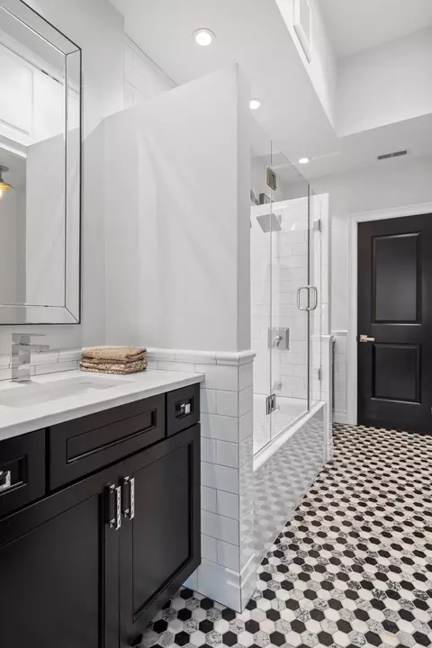 Bath - 795 E 4th St, Boston, MA 02127 photo 4 of 6
