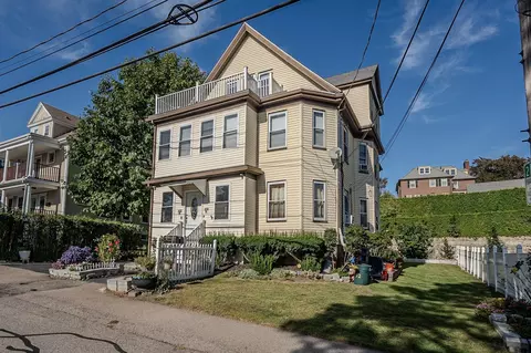 162-164 Glendale Rd, Quincy, MA 02169