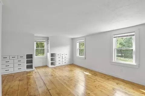 Bedroom - 200 Great Neck Rd, Wareham, MA 02571 photo 5 of 12