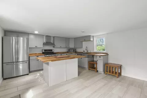 Kitchen - 200 Great Neck Rd, Wareham, MA 02571 photo 2 of 6