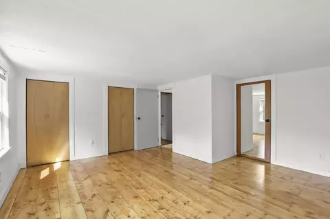 Bedroom - 200 Great Neck Rd, Wareham, MA 02571 photo 7 of 12