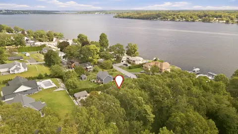 View/Area - 33 Flores, Fall River, MA 02721 photo 2 of 4