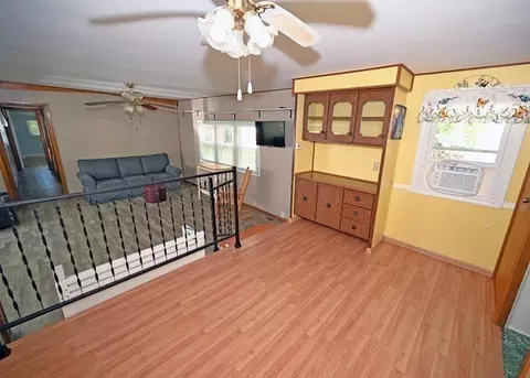 Living - 8 Timber Ln, Wareham, MA 02576 photo 4 of 5