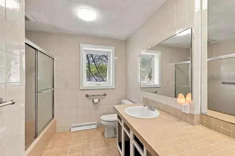 Bath - 13 High Popples Rd, Gloucester, MA 01930 photo 1 of 1
