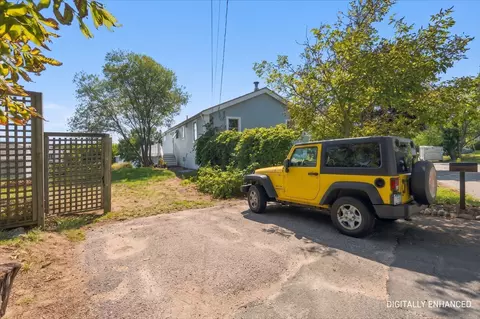 Exterior - 13 High Popples Rd, Gloucester, MA 01930 photo 10 of 10