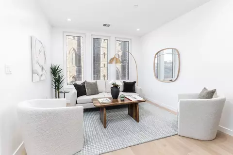 1395 Washington St #5F, Boston, MA 02118