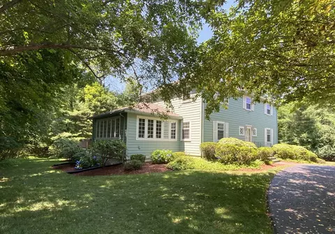 Exterior - 6 Phalen St, Acton, MA 01720 photo 2 of 5