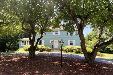 Exterior - 6 Phalen St, Acton, MA 01720 photo 3 of 5
