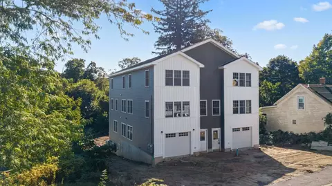 Exterior - 17 Crosby St #B, Webster, MA 01570 photo 5 of 6