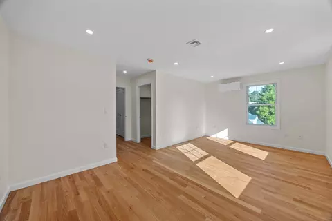 Bedroom - 17 Crosby St #B, Webster, MA 01570 photo 4 of 4