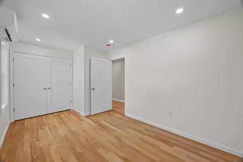Bedroom - 17 Crosby St #B, Webster, MA 01570 photo 2 of 4