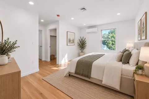 Bedroom - 17 Crosby St #B, Webster, MA 01570 photo 3 of 4