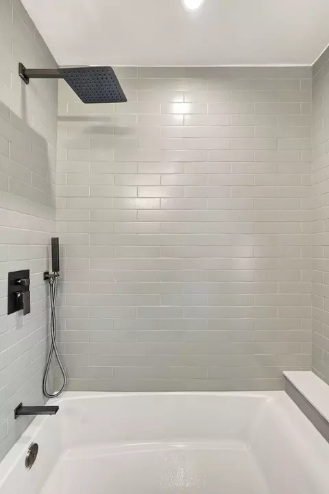 Bath - 74 Tedesco St, Marblehead, MA 01945 photo 4 of 4