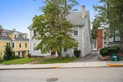 Exterior - 36 Cedar St, Worcester, MA 01609 photo 13 of 14