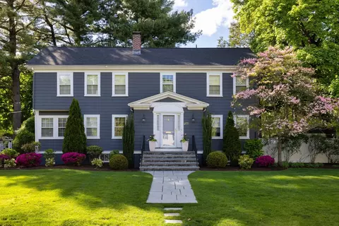 277 Dorset Rd, Waban, MA 02468