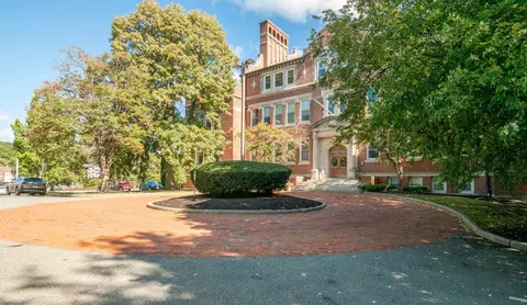 20-30 Daniels St #318, Malden, MA 02148