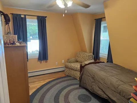 Bedroom - 121 Copperfield Rd, Worcester, MA 01602 photo 1 of 7