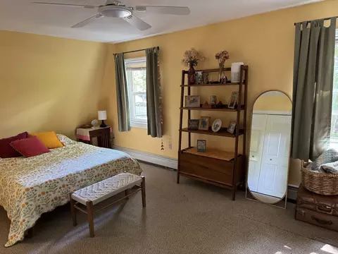Bedroom - 121 Copperfield Rd, Worcester, MA 01602 photo 3 of 7