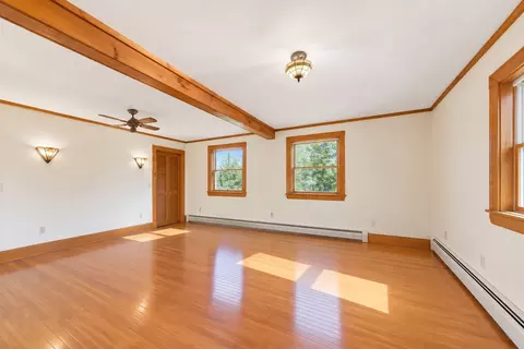 Living - 9 Reservation Rd, Fairhaven, MA 02719 photo 6 of 7