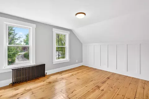 Bedroom - 148 Center St, Ashburnham, MA 01430 photo 3 of 10