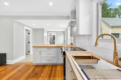 Kitchen - 148 Center St, Ashburnham, MA 01430 photo 1 of 3