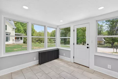 Exterior - 148 Center St, Ashburnham, MA 01430 photo 2 of 6