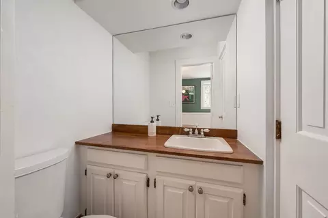 Bath - 217 North St, Hingham, MA 02043 photo 1 of 4