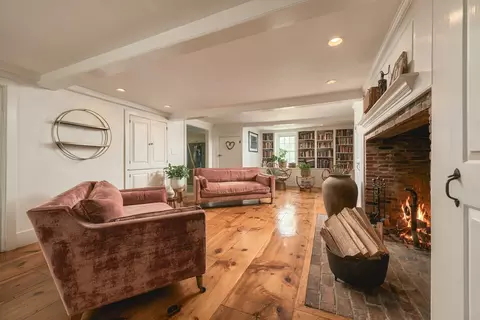Living - 217 North St, Hingham, MA 02043 photo 1 of 4