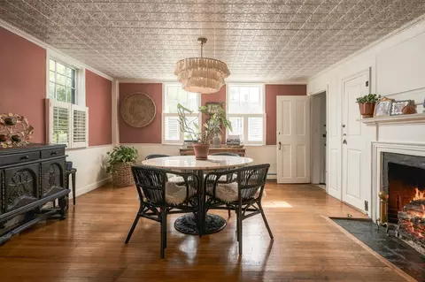 Dining - 217 North St, Hingham, MA 02043 photo 1 of 6