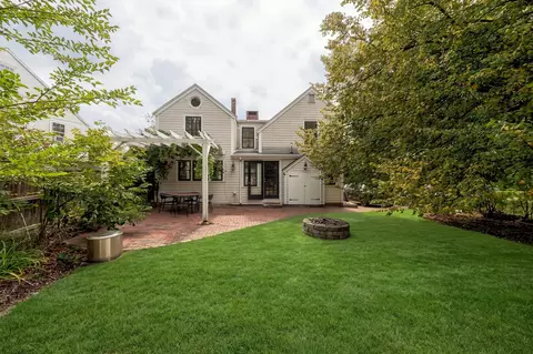 Exterior - 217 North St, Hingham, MA 02043 photo 7 of 8