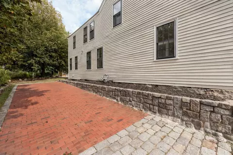 Exterior - 217 North St, Hingham, MA 02043 photo 8 of 8