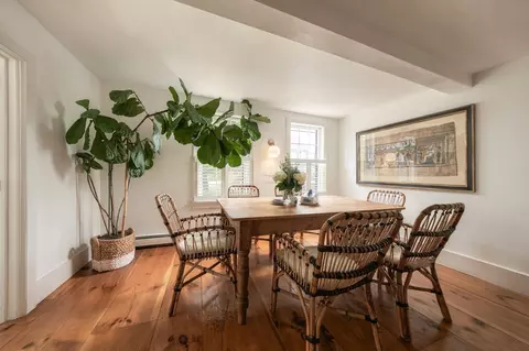 Dining - 217 North St, Hingham, MA 02043 photo 5 of 6