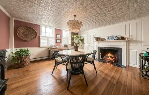 Dining - 217 North St, Hingham, MA 02043 photo 4 of 6