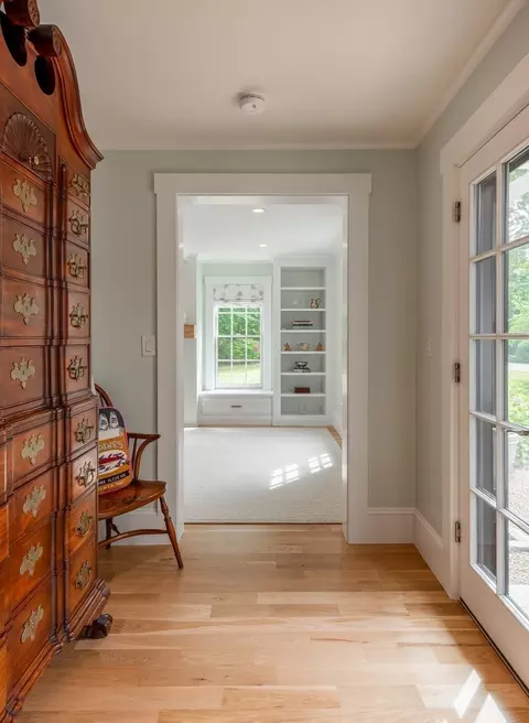Entry Way - 243 Cutler Rd, Hamilton, MA 01982 photo 1 of 2