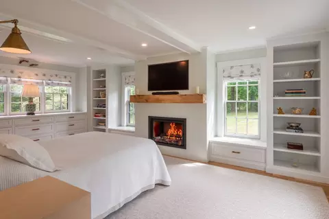 Bedroom - 243 Cutler Rd, Hamilton, MA 01982 photo 1 of 6