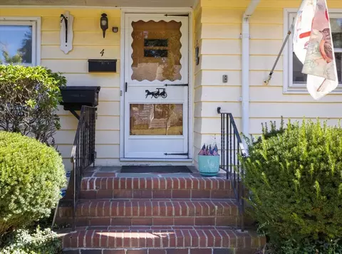 Exterior - 4 Oakhurst Rd, Beverly, MA 01915 photo 1 of 8