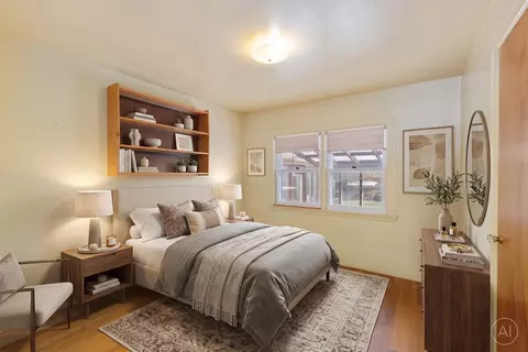 Bedroom - 4 Oakhurst Rd, Beverly, MA 01915 photo 1 of 9