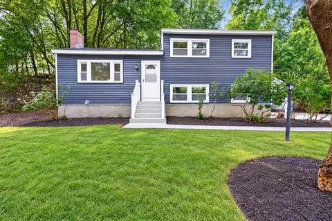 251 Winn St, Burlington, MA 01803