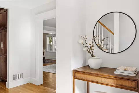 Entry Way - 16 Gage St, Needham, MA 02492 photo 2 of 3