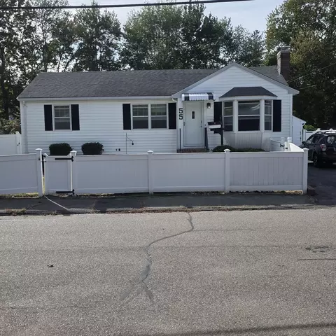 55 Rindone St, Holbrook, MA 02343