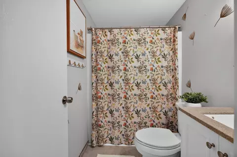 Bath - 61 Wright #105, Stoneham, MA 02180 photo 1 of 4