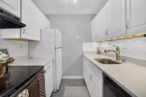 Kitchen - 61 Wright #105, Stoneham, MA 02180 photo 2 of 2