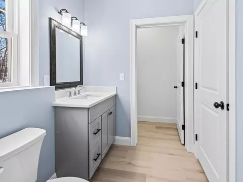 Bath - 271 Harrington Way # A, Worcester, MA 01604 photo 4 of 4