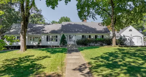 Exterior - 35 Forest St, Stoneham, MA 02180 photo 2 of 9
