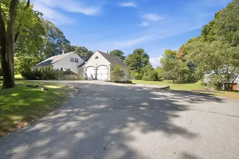 Exterior - 35 Forest St, Stoneham, MA 02180 photo 3 of 9