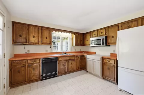 Kitchen - 35 Forest St, Stoneham, MA 02180 photo 7 of 7