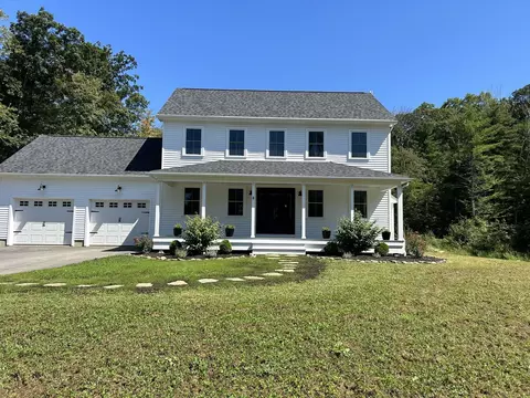 519 Old County Rd, Holland, MA 01521