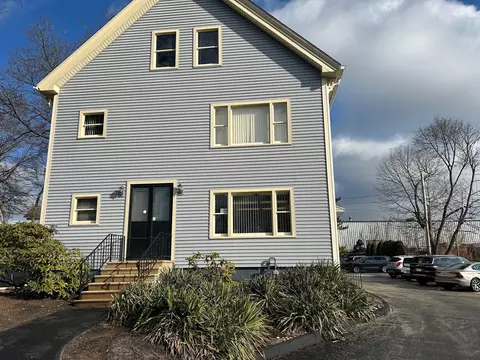 76 Mill St, Worcester, MA 01603 photo 3