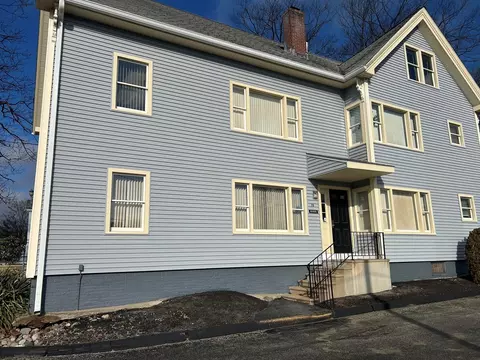 76 Mill St, Worcester, MA 01603 photo 2
