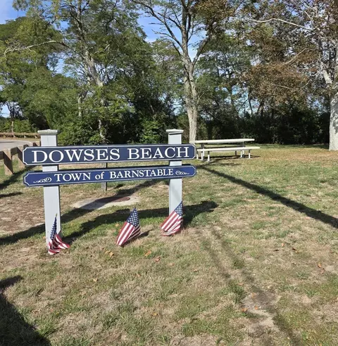 Exterior - 55 Deerfield Rd, Osterville, MA 02655 photo 6 of 6